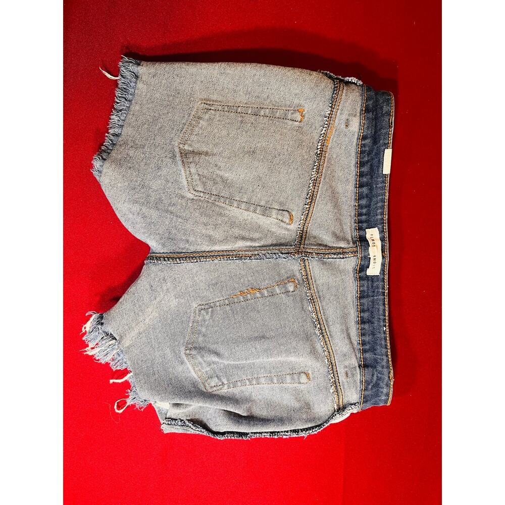 Almost Famous High Rise Distressed Jean Cutoff Jorts Button Fly Sz 7 - Picture 6 of 6
